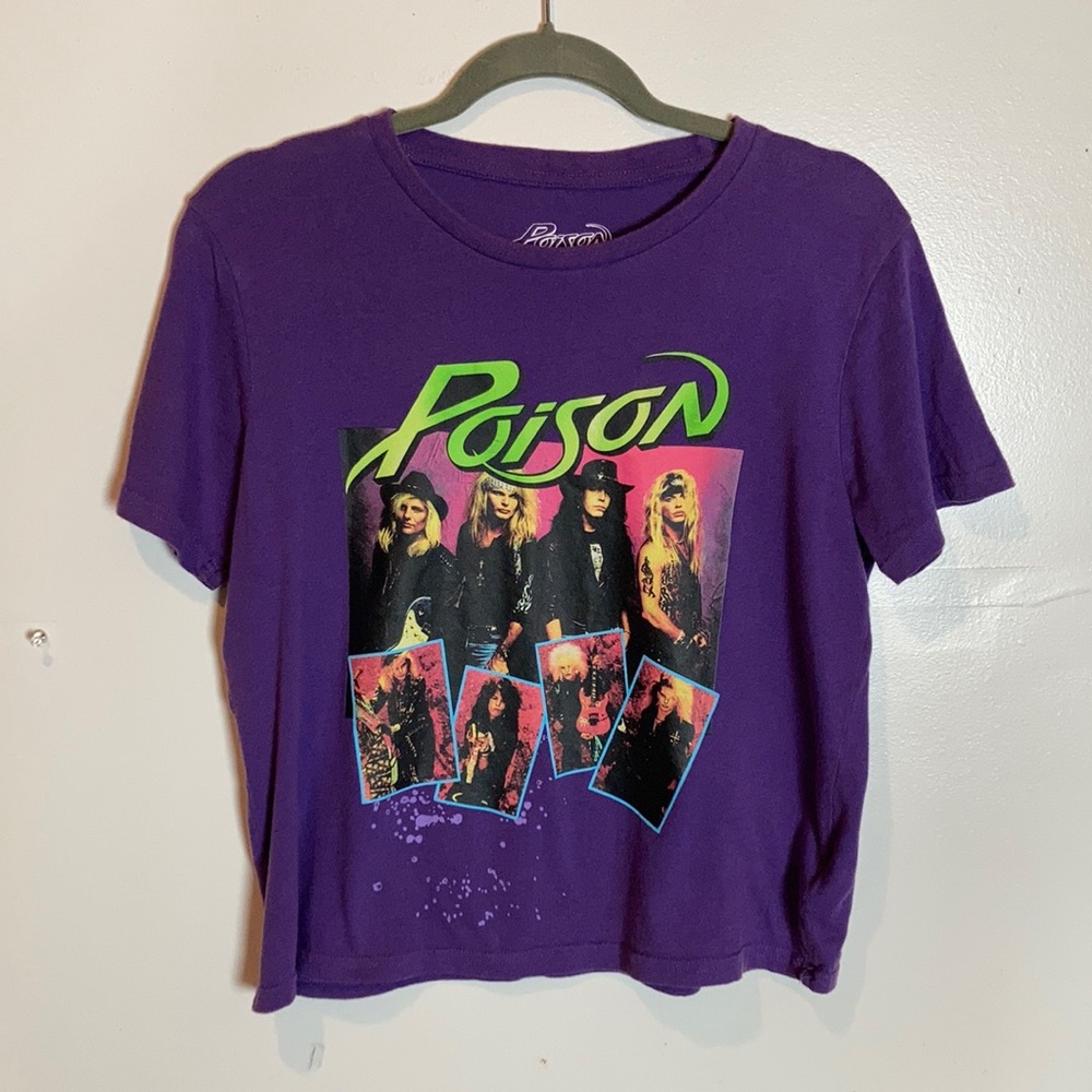 D382 Poison band tee. Crop fit. Purple and meson green size large